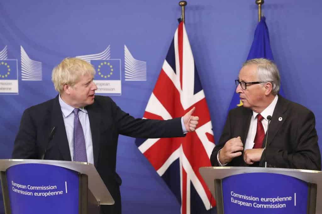 United Kingdom and European Union started to talk trade deal between them