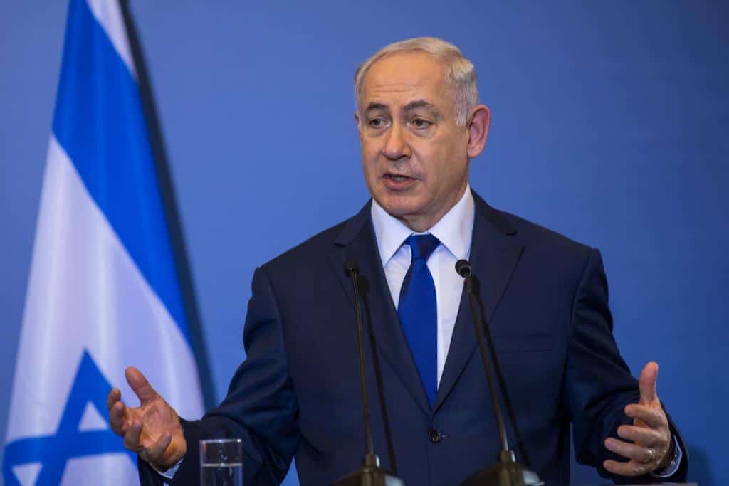 Benjamin Netanyahu hold back his annexation plan