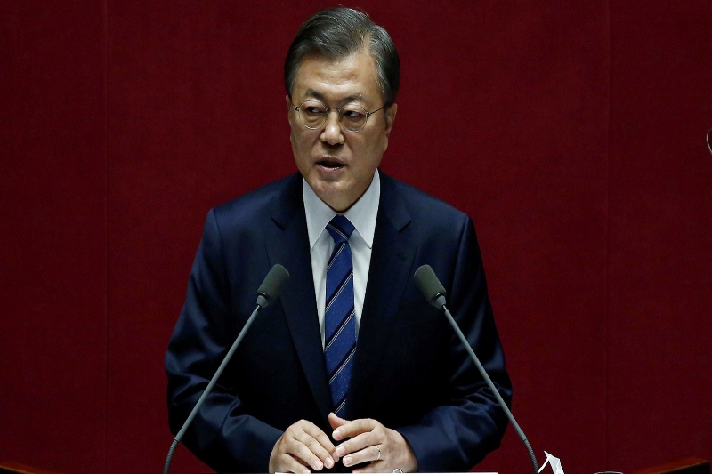  S Korea’s Moon Jae-in grapples with falling approval ratings