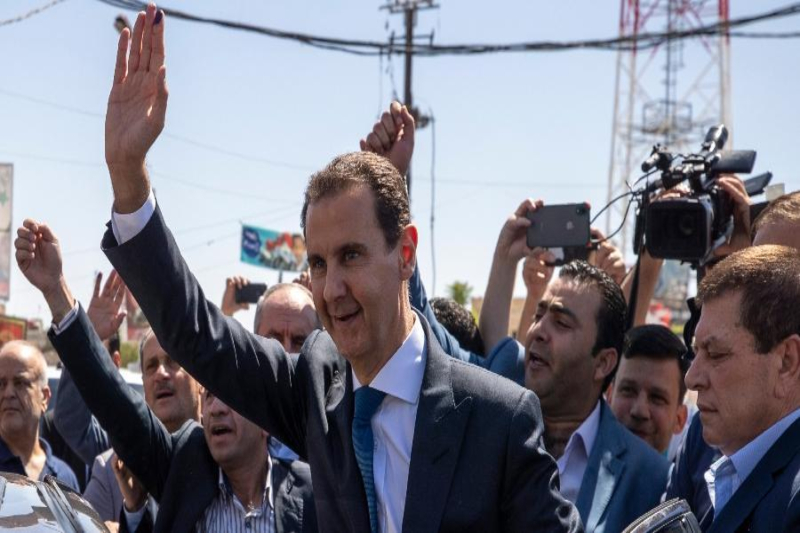  Syrian President announces 50% salary hike for employees