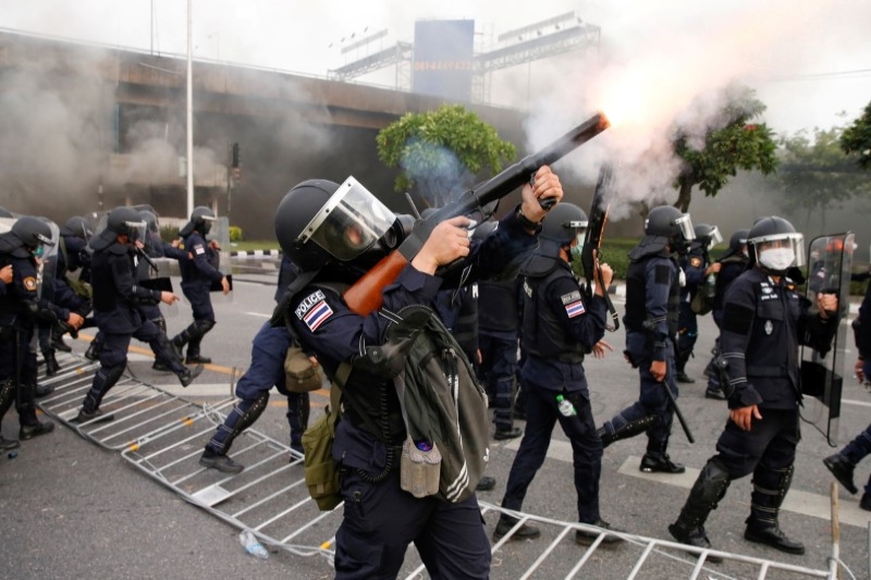  Thai police say use of force unavoidable as protesters plan new rally