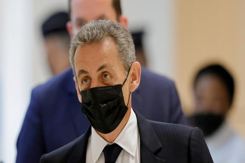  Nicolas Sarkozy Sentenced to 1 year for illegal Election Funding