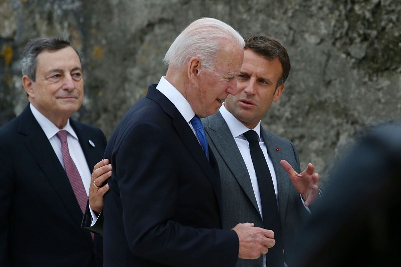  Washington, Paris Agree to Mend Ties