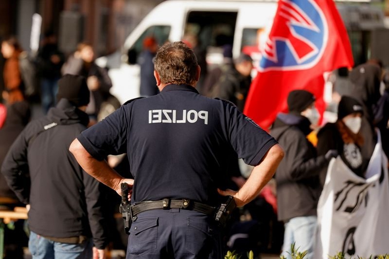  German police stop vigilantes from patrolling Poland border