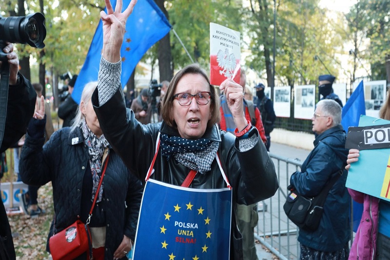  Polexit? Warsaw Court v Brussels: “Some EU rules violate our Constitution”