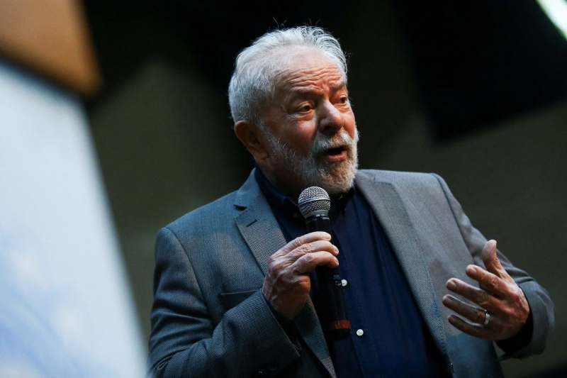  Lula maintains dominant lead over Bolsonaro in Brazilian election, poll shows