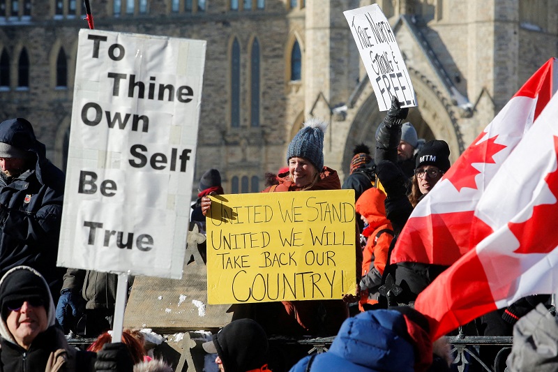 truckers take part in a convoy and protest against covid 19 vaccine mandate in ottawa