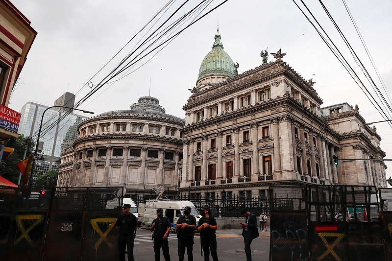 argentinas senate approves the 45 bn debt deal with imf