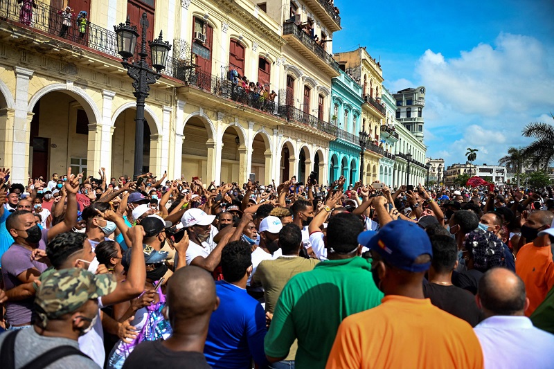 topshot cuba politics demonstration