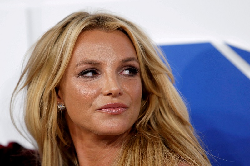  Britney Spears announces unfortunate miscarriage