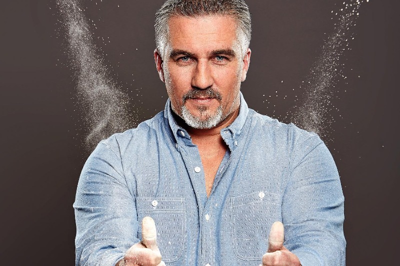  Paul Hollywood returns with a classic cookbook