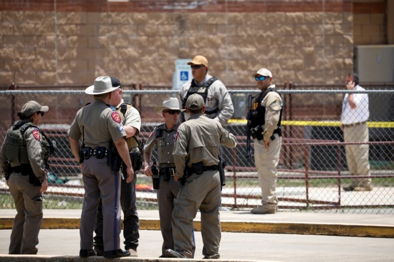 Police response to Texas school massacre deemed 'lackadaisical'