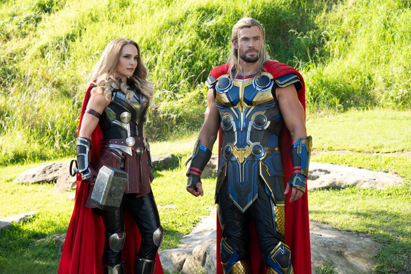  Chris Hemsworth quit meat before filming kiss with co-star Natalie Portman