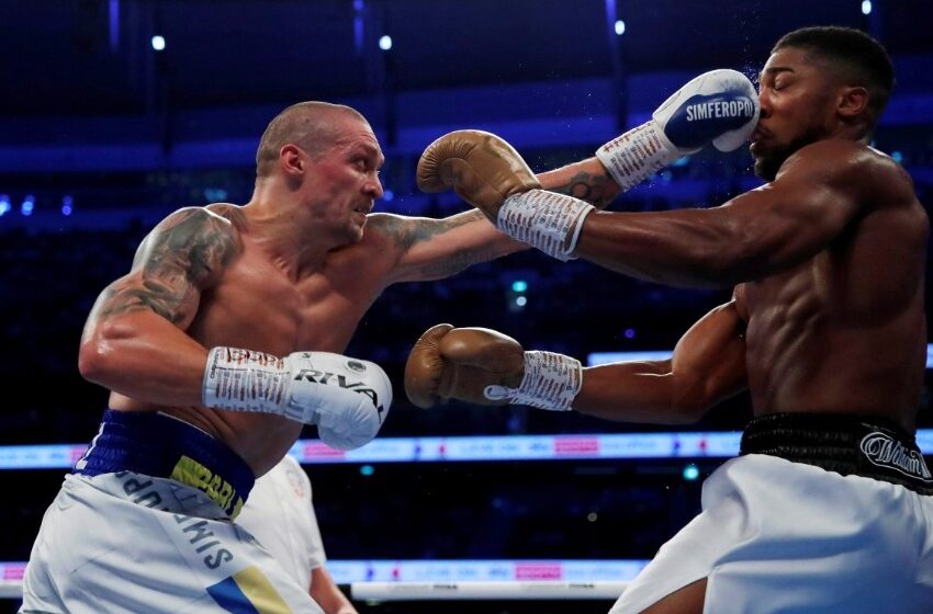  Usyk is eyeing Fury after defeating Joshua in a split decision