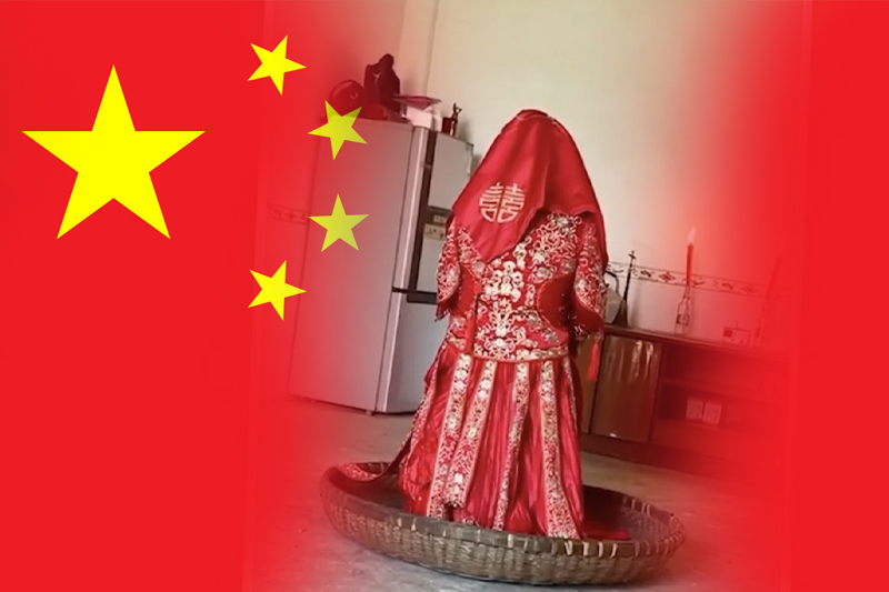  China: ‘Outdated’ wedding ritual makes bride sit barefoot on flat basket for 5 hours