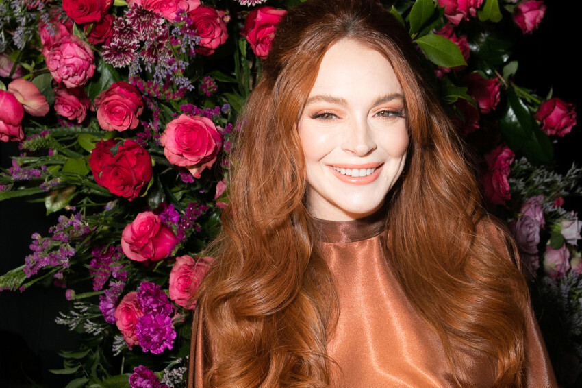 lindsay lohan attends the christian siriano nyc fashion show for her siblings ali and cody