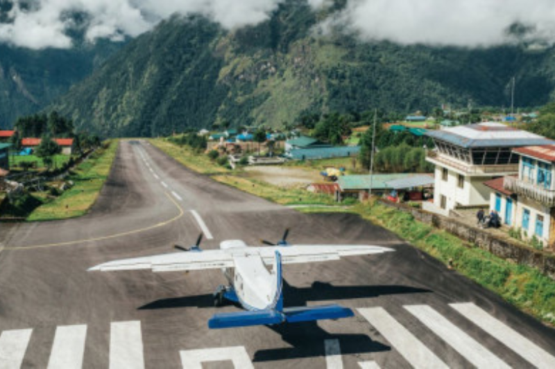  No Pilots Want To Fly Here! Revealing the world’s most dangerous airports for all adventure seekers
