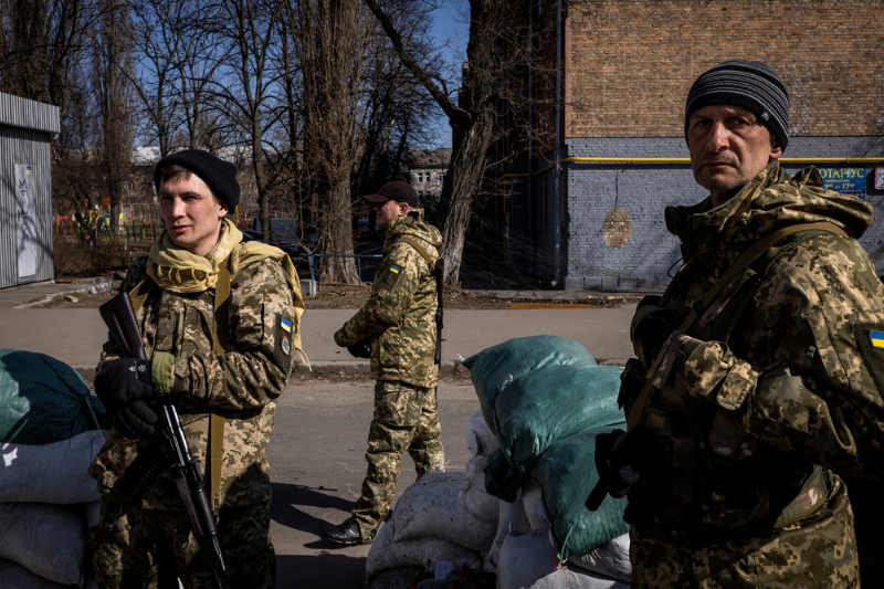 ukraine war, ukraine reconstruction plan, ukraine glass shortage