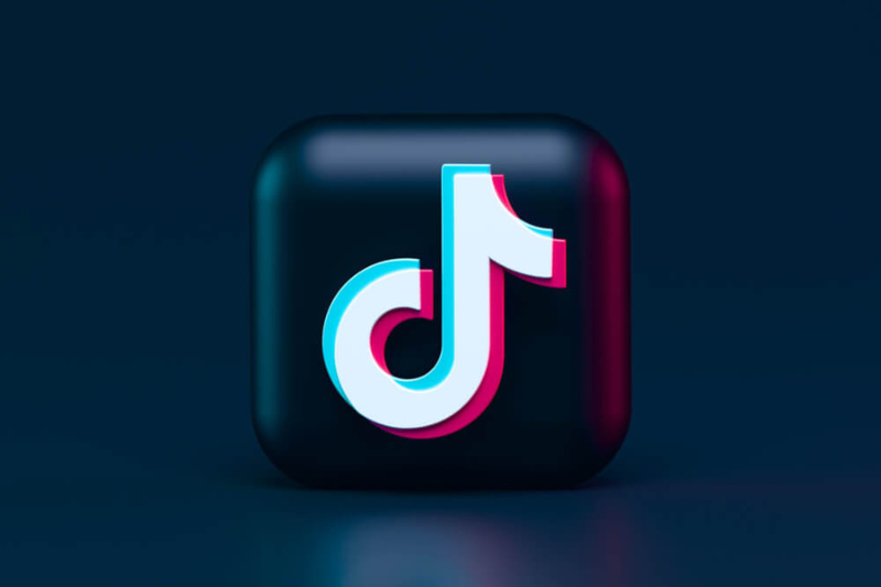  ‘Girlfriend Effect’ – How Real Is The New Viral Trend On TikTok?