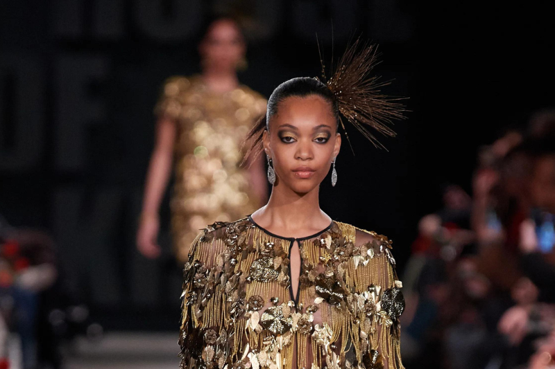  Glamour, Glitz, and a Dash of Stardom: NYFW 2023 Promises Unforgettable Moments