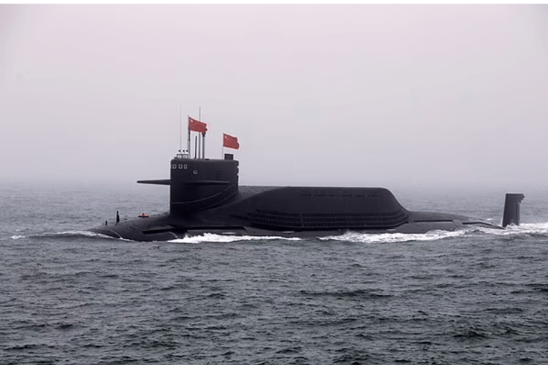 chinese nuclear submarine caught in its own trap