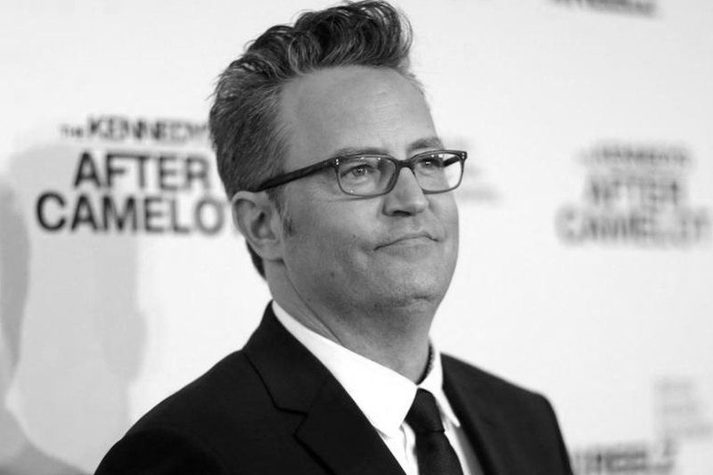  Matthew Perry: Watching ‘Friends’ May Be Difficult Right Now. But It Will Get Easier