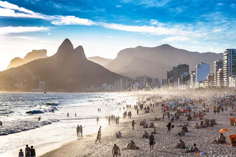  Rio’s Beaches Have Never Been This Clean In Several Years. But For How Long?
