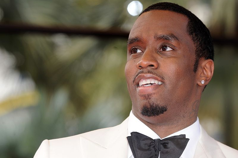 Singer Cassie And Bad Boy Records' Sean 'Diddy' Combs Settle Abuse Lawsuit 'Amicably'