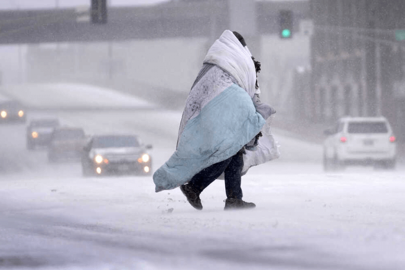 US Weather Alert: Massive Ice Storm Threatens Chaos in Holiday Travel