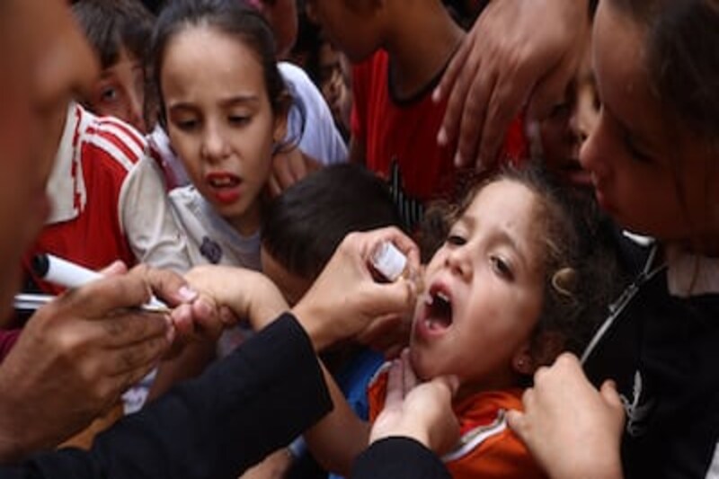 world polio day uae’s lifesaving efforts in pakistan, gaza, and beyond praised by who and u.s.