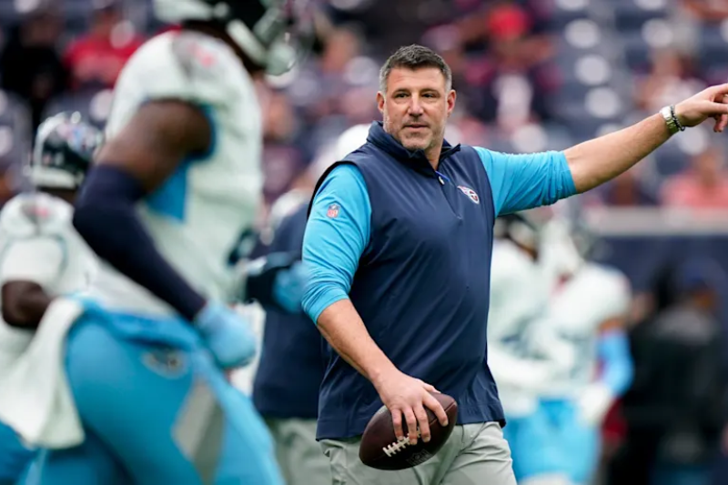 New York Jets Search for Leadership: Will Mike Vrabel Be the Next Head Coach?