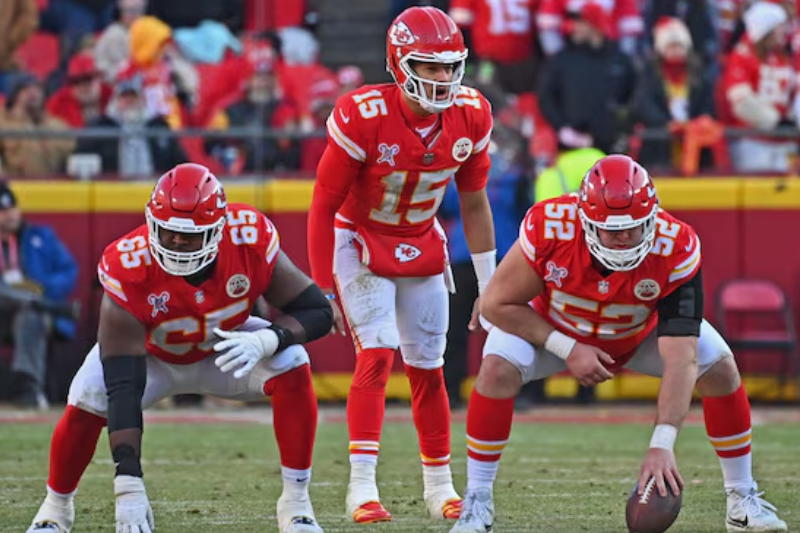 don’t miss this! chiefs, steelers, ravens & texans take the field this christmas