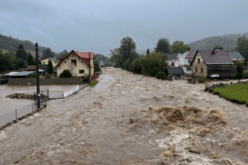 cloudburst disasters pakistan india beyond