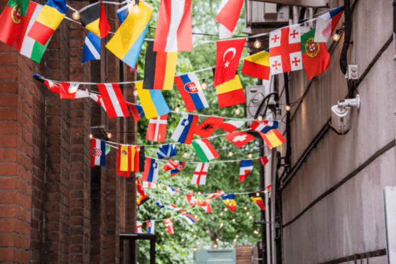  Europe’s Fastest-Growing Tech Hubs: Berlin, Amsterdam, and Lisbon