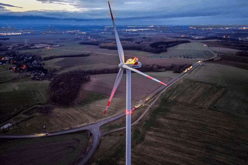 first wind turbine on germanys largest offshore wind farm to date produces electricity