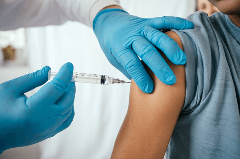 why 2025 flu season uk early h3n2 vaccine timing