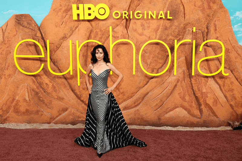 alexa demie stuns euphoria season 3 premiere red carpet 2026