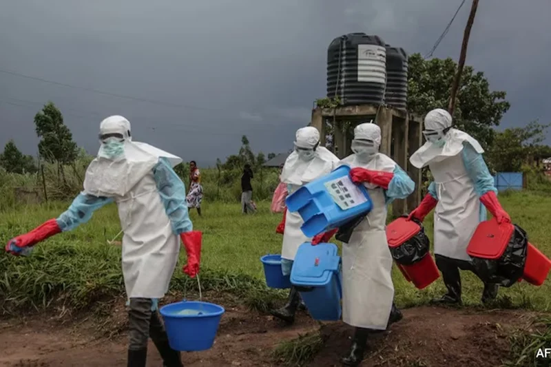 canada ebola travel rules