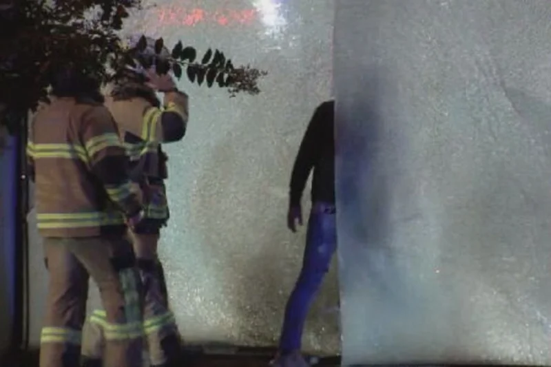 pierce brosnan’s bond aston martin destroyed in fire