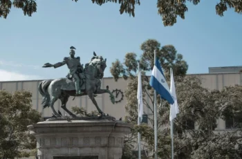 10 Destinations in El Salvador