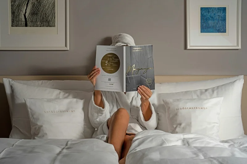 hotel etiquette rules
