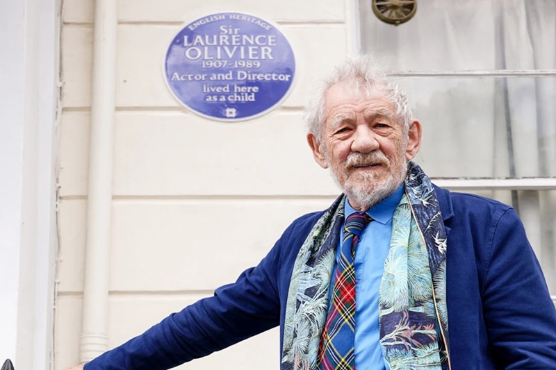 laurence olivier’s childhood home gets london blue plaque honor