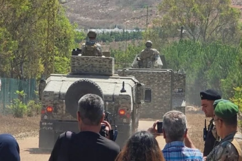 israeli withdrawal from southern lebanon begins