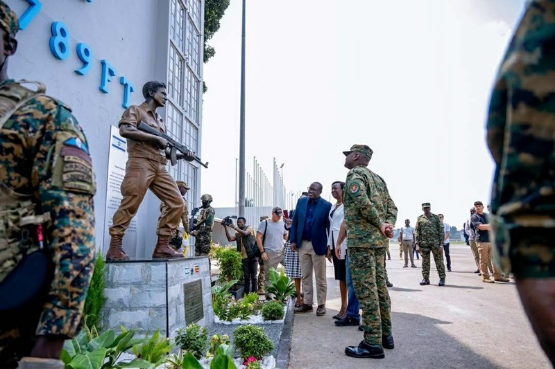  Entebbe Rescue Mission Remembered: Uganda Unveils Statue of Israeli PM Benjamin Netanyahu’s Brother 