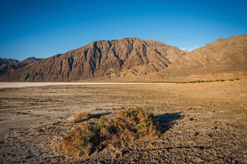 french tourist dies in death valley after car gets stuck in mud during 116°f heat