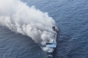 indonesia ferry fire
