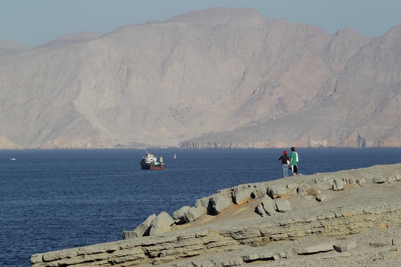  Iran ties Hormuz reopening to US concessions on several demands