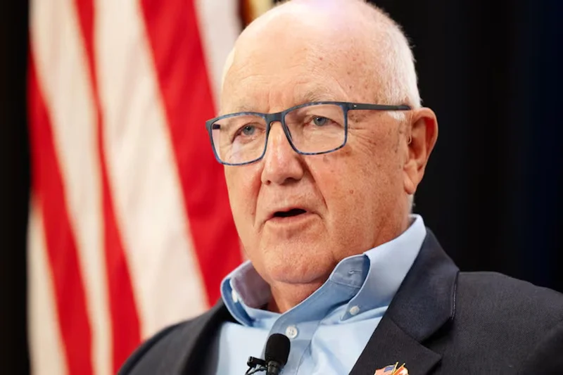 pete hoekstra expulsion