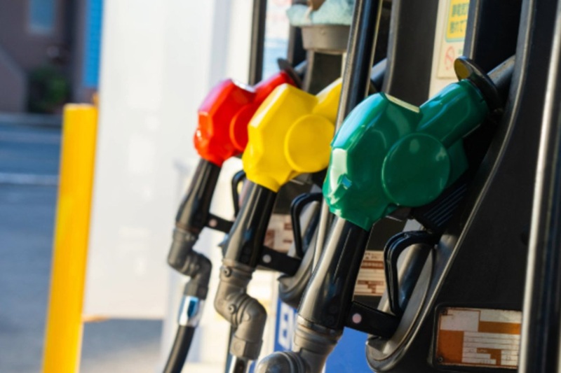 china cuts fuel exports in october
