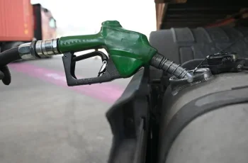 rising oil prices push up gas bills for americans